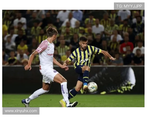 费内巴切防线表现稳健，球队在新赛季中力求再创佳绩