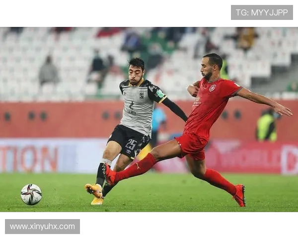 阿贾克斯近期比赛亮点：进攻端表现稳健，年轻球员持续提升