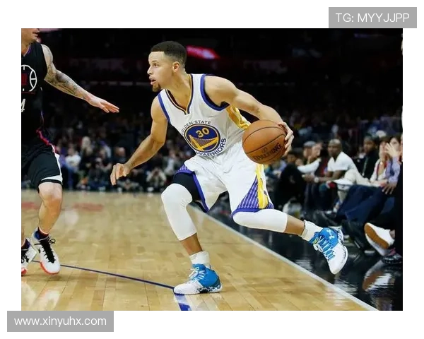 艾弗森关键突破拉开差距 高效得分改写比赛节奏